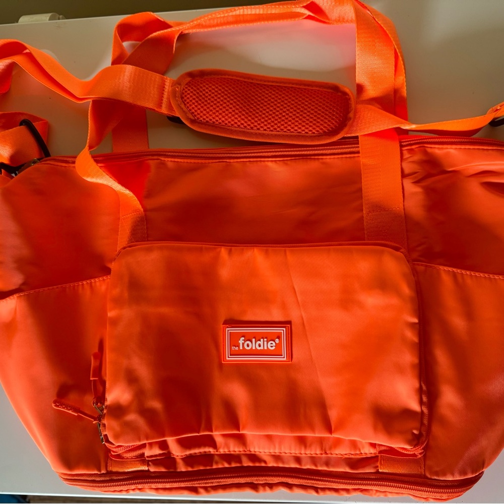 The Foldie travel bag- ORANGE